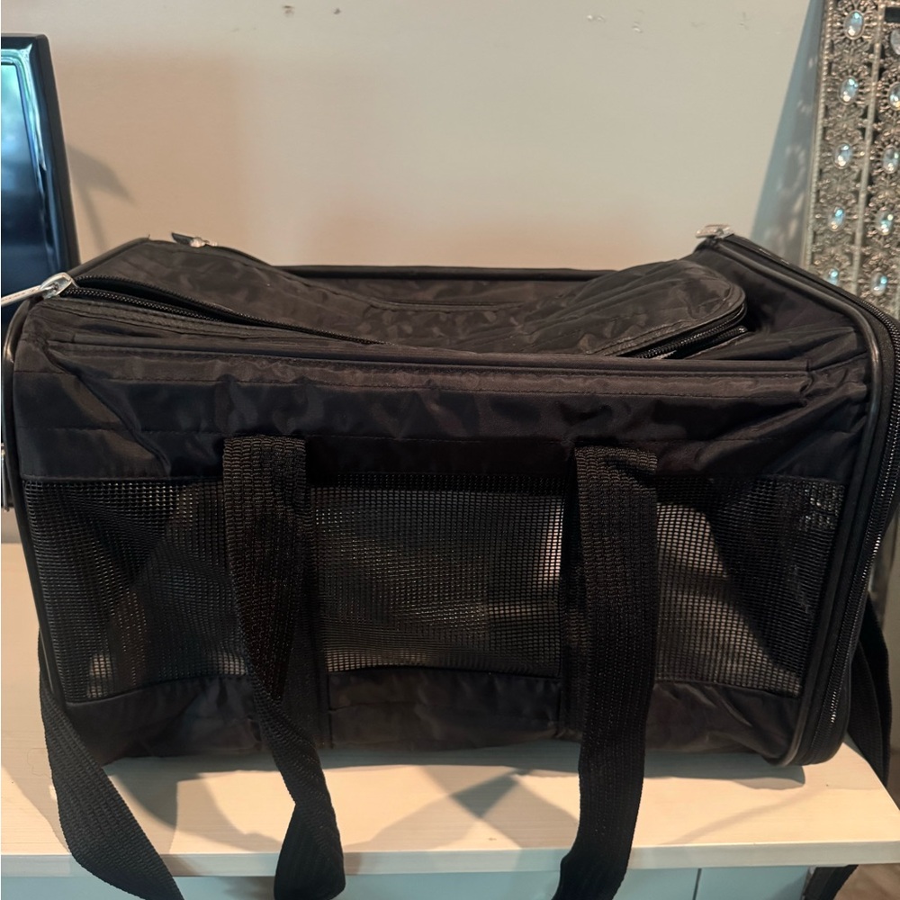 Black Portable Pet Carrier Bag for Dogs and Small Pets